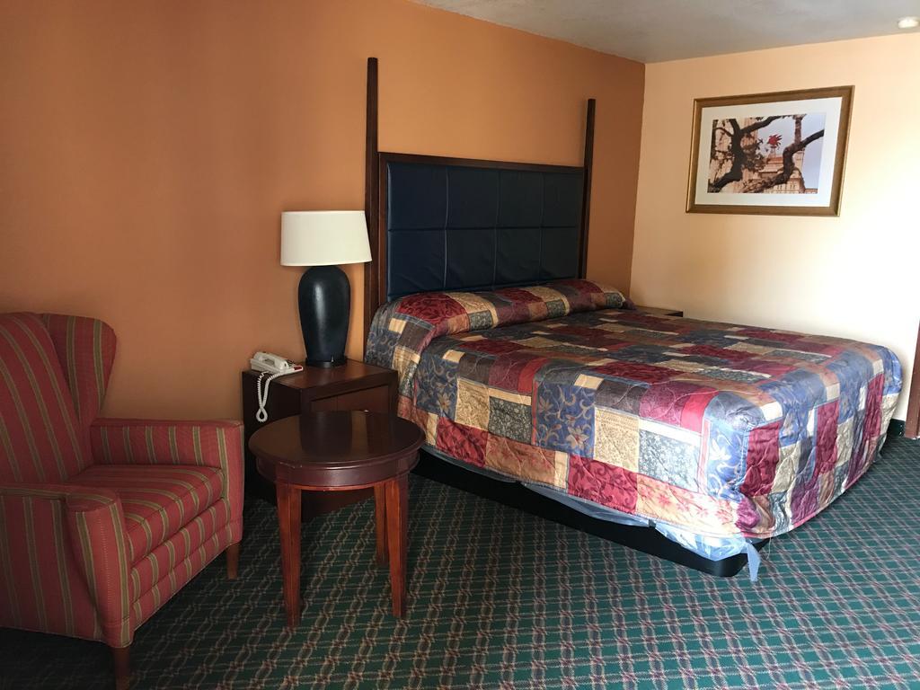 Econo Lodge Belton Exterior photo